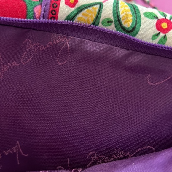 Vera Bradley thin crossbody - Picture 4 of 7